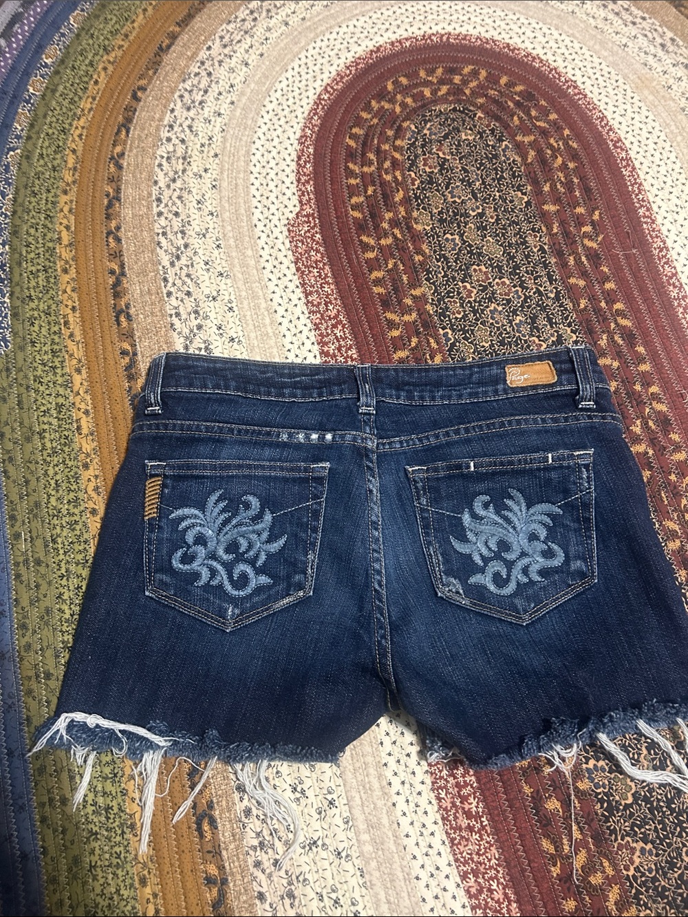 Paige Denim Hollywood hills Cutoff Jeans